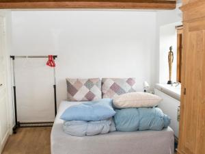 Postel nebo postele na pokoji v ubytování Knakkergård