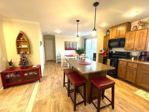 Gallery image of Mountain views, pets welcome-lake and river access in Lake Lure