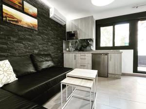 Kuchnia lub aneks kuchenny w obiekcie Apartamentos Villa Serali Parking Gratis