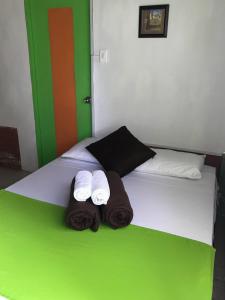 Llit o llits en una habitació de Room in Guest room - Room with 2 double beds number 14