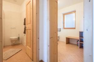Koupelna v ubytování Schildberghof Santner