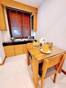 Kuchyň nebo kuchyňský kout v ubytování Aonang Phu Dahla Private Pool & Sea View - SHA Plus