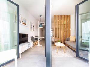 Posteľ alebo postele v izbe v ubytovaní WintowinRentals Apartamento sostoa 156