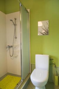 Kylpyhuone majoituspaikassa Apartament Nad Potokiem