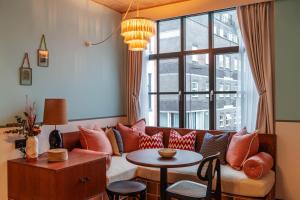 Posezení v ubytování room2 London Chiswick Hometel