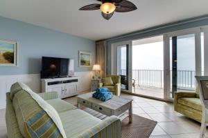 1404 Laketown Wharf