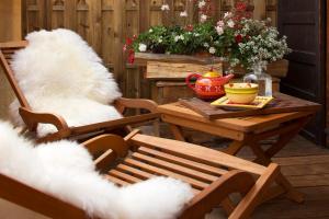 Posezení v ubytování Chalet-Hôtel & Spa Les Cimes