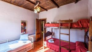 Postel nebo postele na pokoji v ubytování Casa La Mina Benaoján by Ruralidays