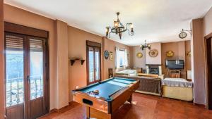 Biliár nebo kulečník v ubytování Casa La Mina Benaoján by Ruralidays