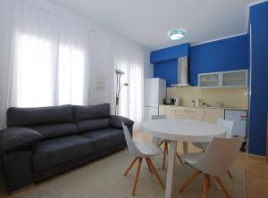 Afbeelding uit fotogalerij van La Platgeta · La Platgeta · Ideal family apartment, with private terrace in Vilassar de Mar
