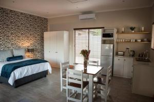 Gallery image of Sol Montis Guest Cottage in Paarl