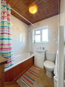 Ванная комната в 3 bed duplex flat, free WIFI & Netflix, Ideal for contractors