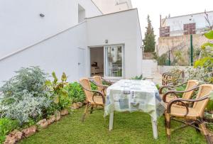 A garden outside Casa del Sol