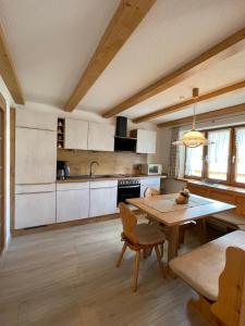 Kuchyň nebo kuchyňský kout v ubytování Ferienwohnung Grüntenblick
