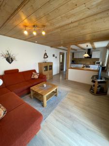 Posezení v ubytování Ferienwohnung Grüntenblick