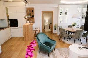 Kuchyň nebo kuchyňský kout v ubytování Lusso Apartman
