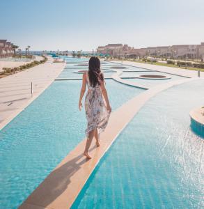 Бассейн в Pickalbatros Sea World Resort - Marsa Alam- "Aqua Park" или поблизости