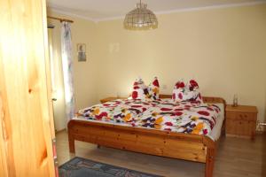 Ένα ή περισσότερα κρεβάτια σε δωμάτιο στο Ferienwohnung Herold