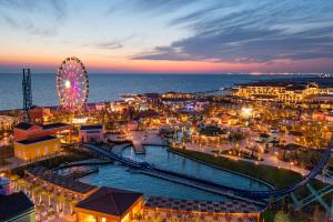 Afbeelding uit fotogalerij van Rixos Water World Aktau - Theme Park Free Access in Aqtau