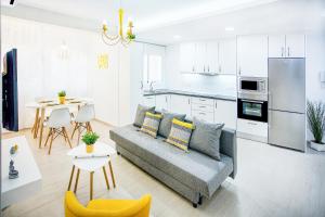 Kuchyňa alebo kuchynka v ubytovaní Alonso de Palencia City Center Apartment