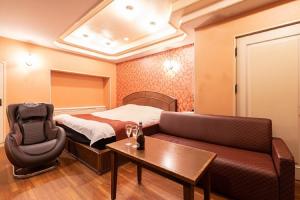 Area soggiorno di ホテル ドルフィンリゾート 岐阜 -大人専用-
