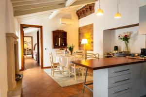 Kuchyň nebo kuchyňský kout v ubytování Relais La Torre