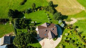 Pohľad z vtáčej perspektívy na ubytovanie Beskid Rose & SPA
