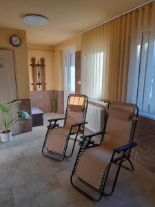 Posedenie v ubytovaní Fónagy Apartmanok
