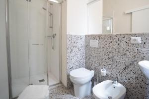 Koupelna v ubytování Albergo Centrale
