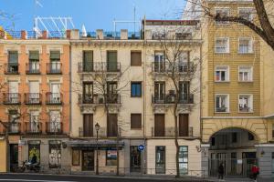 マドリードにあるFor You Rentals New Duplex Apartment Chamberí-Arapiles BDG46のギャラリーの写真