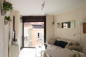 Fotografia z galérie ubytovania Luminoso y coqueto apartamento en Málaga v destinácii Málaga