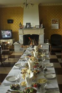 TV a/nebo společenská místnost v ubytování Zandarashvili Guest House