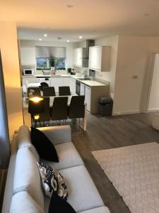 Ella Court Apartment1