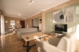 Gallery image of Elegant flat Marousi District in Athens