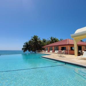 Bazén v ubytování Parador Maunacaribe - Maunabo nebo v jeho okolí