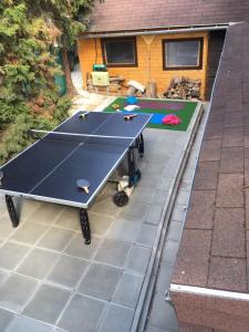 Stolný tenis v ubytovaní Aktiv pihenés apartman alebo v jeho okolí