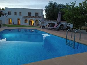 Bazén v ubytovaní Villa Finca Sol Javea alebo v jeho blízkosti
