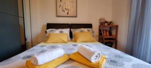 Postel nebo postele na pokoji v ubytování Apartman Luka Zadar