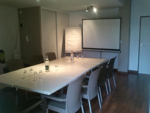 Konferenční prostory v ubytování The Originals City, Hôtel Hélios, Roanne Nord