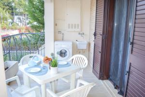 A balcony or terrace at Homiday - Residence Micaene