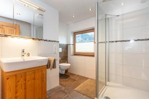 Kúpeľňa v ubytovaní Gästehaus Dreier + 37 fotografií