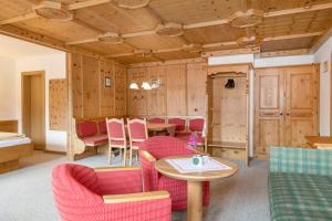 Część wypoczynkowa w obiekcie Landhotel Tirolerhof - Wildschönau - PREMIUM Card im Sommer