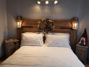Postel nebo postele na pokoji v ubytování Serena Country home