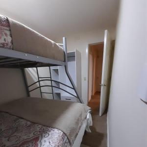 Postel nebo postele na pokoji v ubytování habitac privada Bed n Bkf Patagonia Norte - Puerto Varas Homestay - BnB Plus