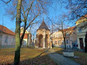 Miestna pamiatka v blízkosti apartmánu