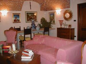 Posedenie v ubytovaní Torre dei Frati Bed & Breakfast