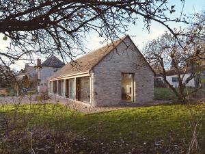 Gallery image of High Cogges Farm Holiday Cottages - The Cart Shed in Witney