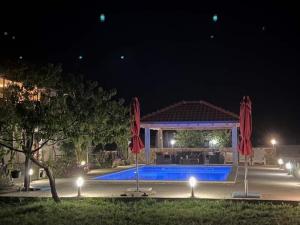 A piscina localizada em Private Villa Miletić ou nos arredores