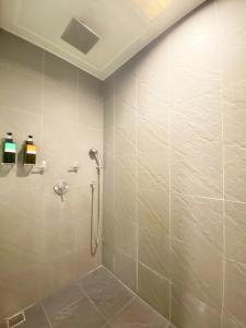 Ett badrum på Taichung Old F Hotel