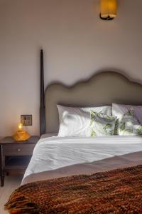Letto o letti in una camera di Seclude Ramgarh Willows